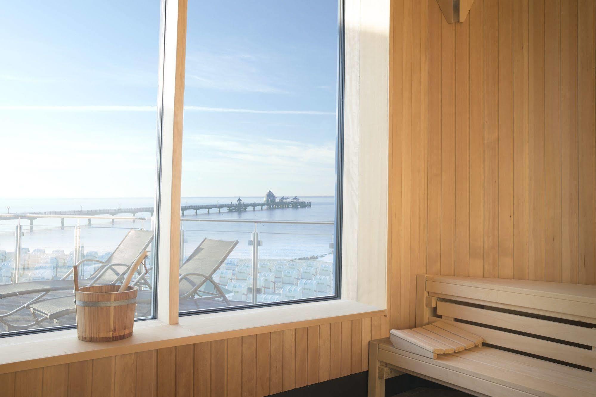 Hotel Aja Grömitz Exteriér fotografie